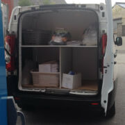 Véhicule de l'association pour assurer le ramassage et livraison !